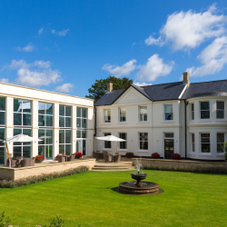 Late bookings service introduced The Spa at Bedford Lodge Hotel