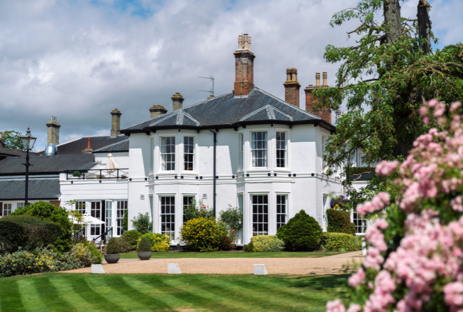 Bedford Lodge Hotel & Spa Launches New Website and Introduces Exclusive Spa Hire 