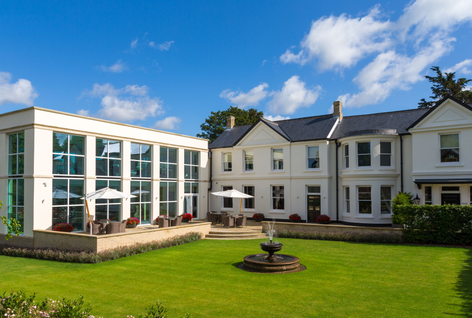 Late bookings service introduced The Spa at Bedford Lodge Hotel